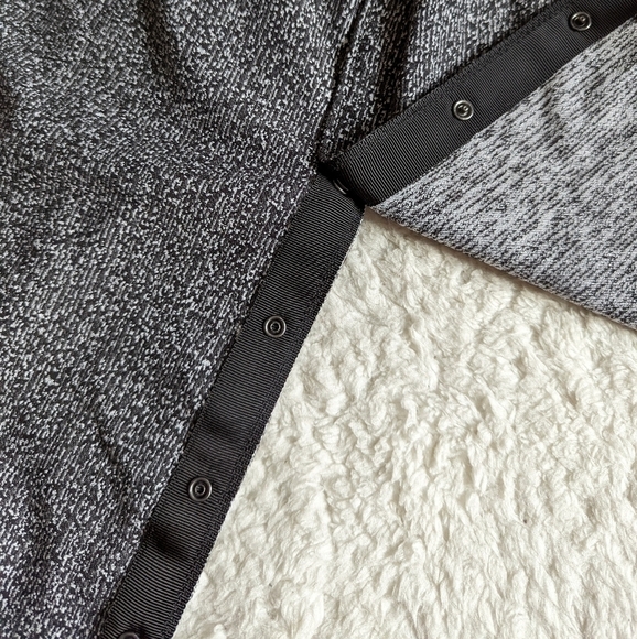 LULULEMON vinsaya scarf WrapRunning Luon Suited Jacquard Black White / Black - Picture 7 of 10